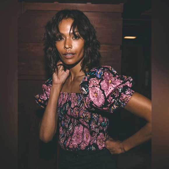 Cleobell Eva Crop Blouse in Jolie - Picture 1 of 11